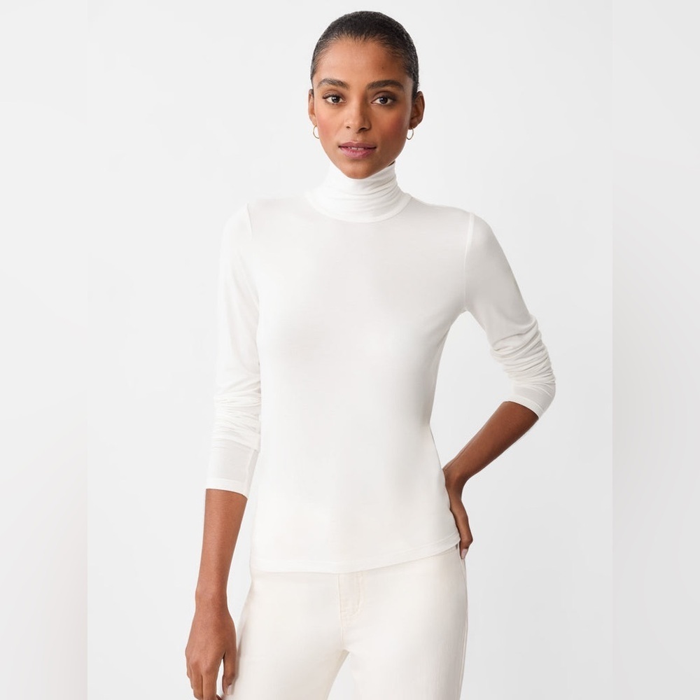 J. McLaughlin White Turtleneck